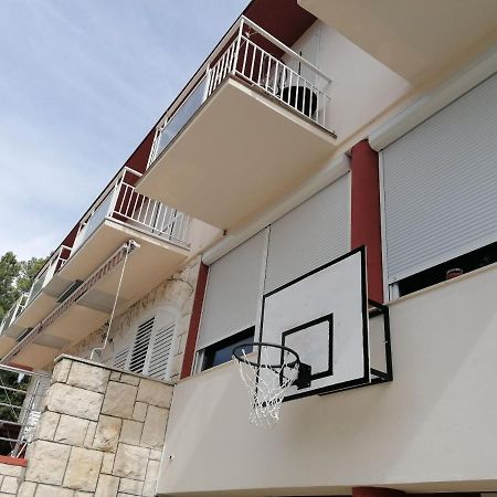 Apartment And Rooms Franka Zaboric Dış mekan fotoğraf