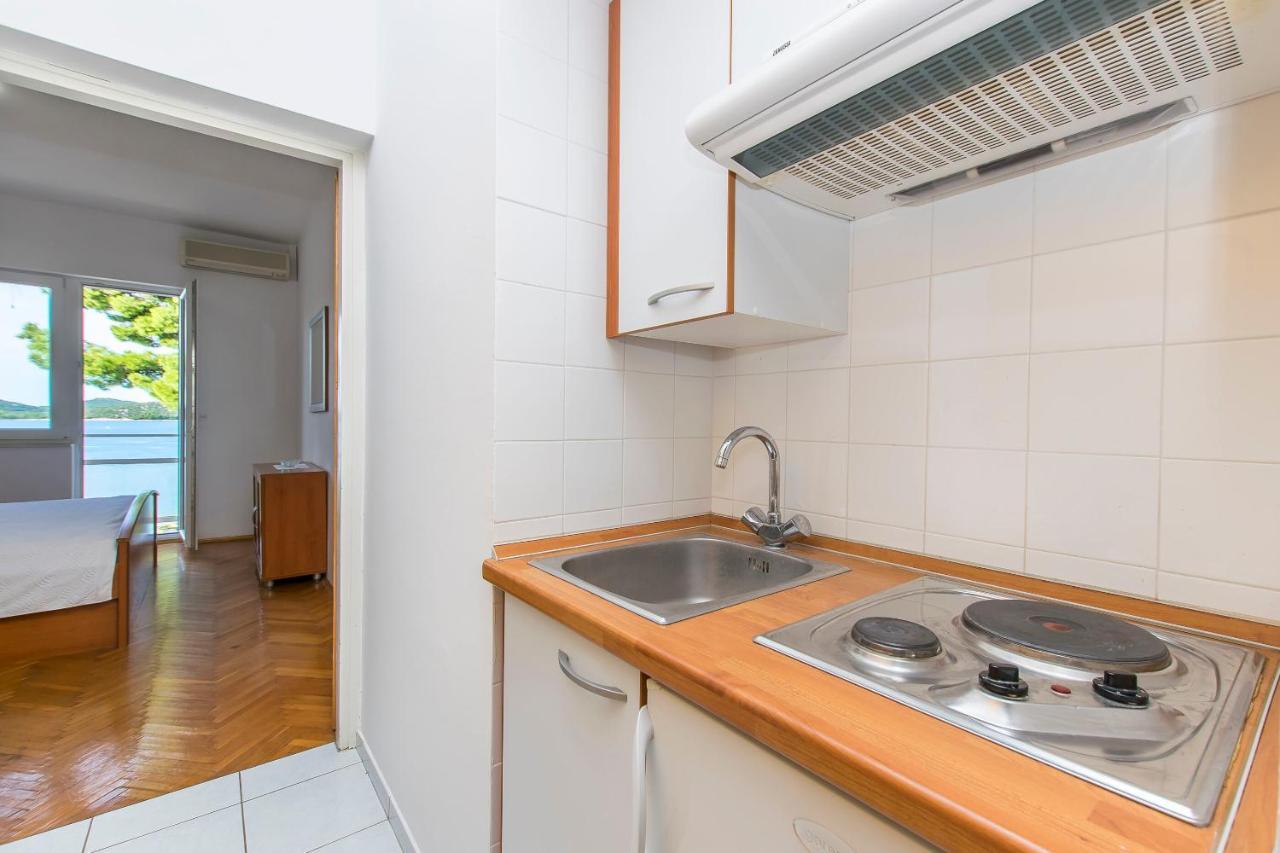 Apartment And Rooms Franka Zaboric Dış mekan fotoğraf